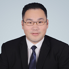 梁偉健律師