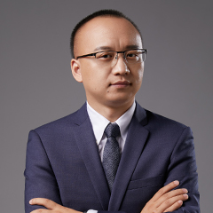 向超群律師