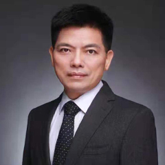 何欽榮律師