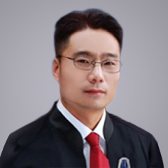 張驍隆律師