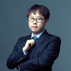 謝屹律師
