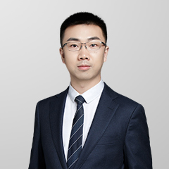 何龍律師