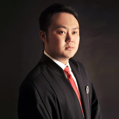 童博律師