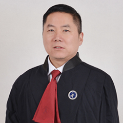 包敬律師
