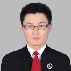 龐世偉律師