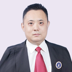 何嘉慶律師