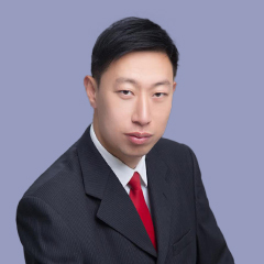 章凱律師