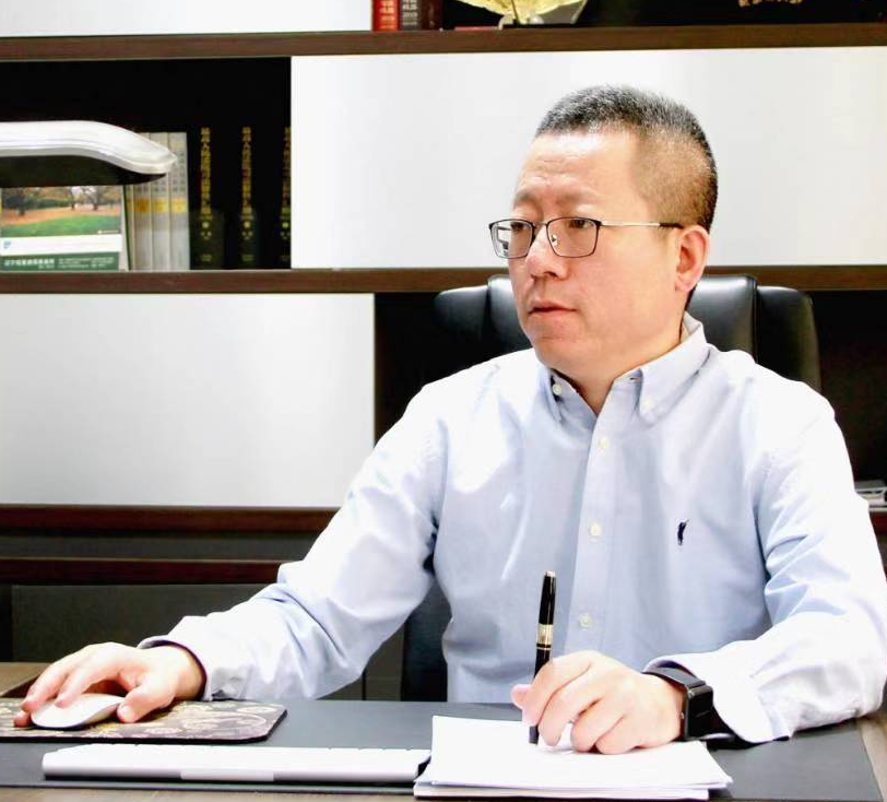 李偉律師
