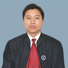 呂明華律師